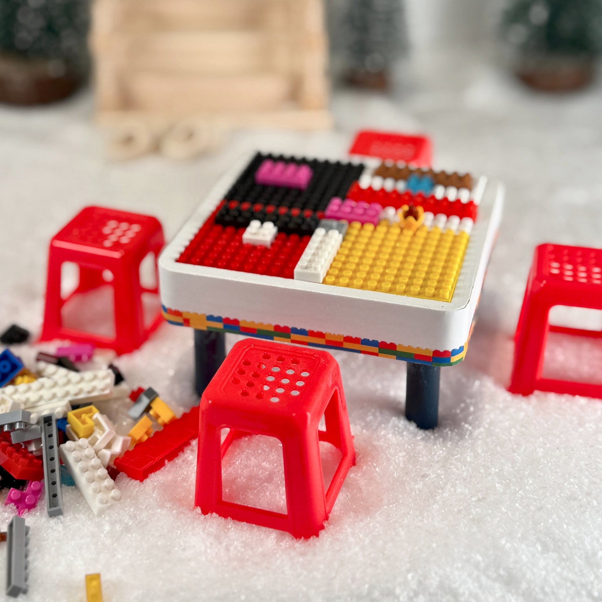 Wichtel Bauecke – Bausteine Tisch & Minihocker für kreative Wichtelideen