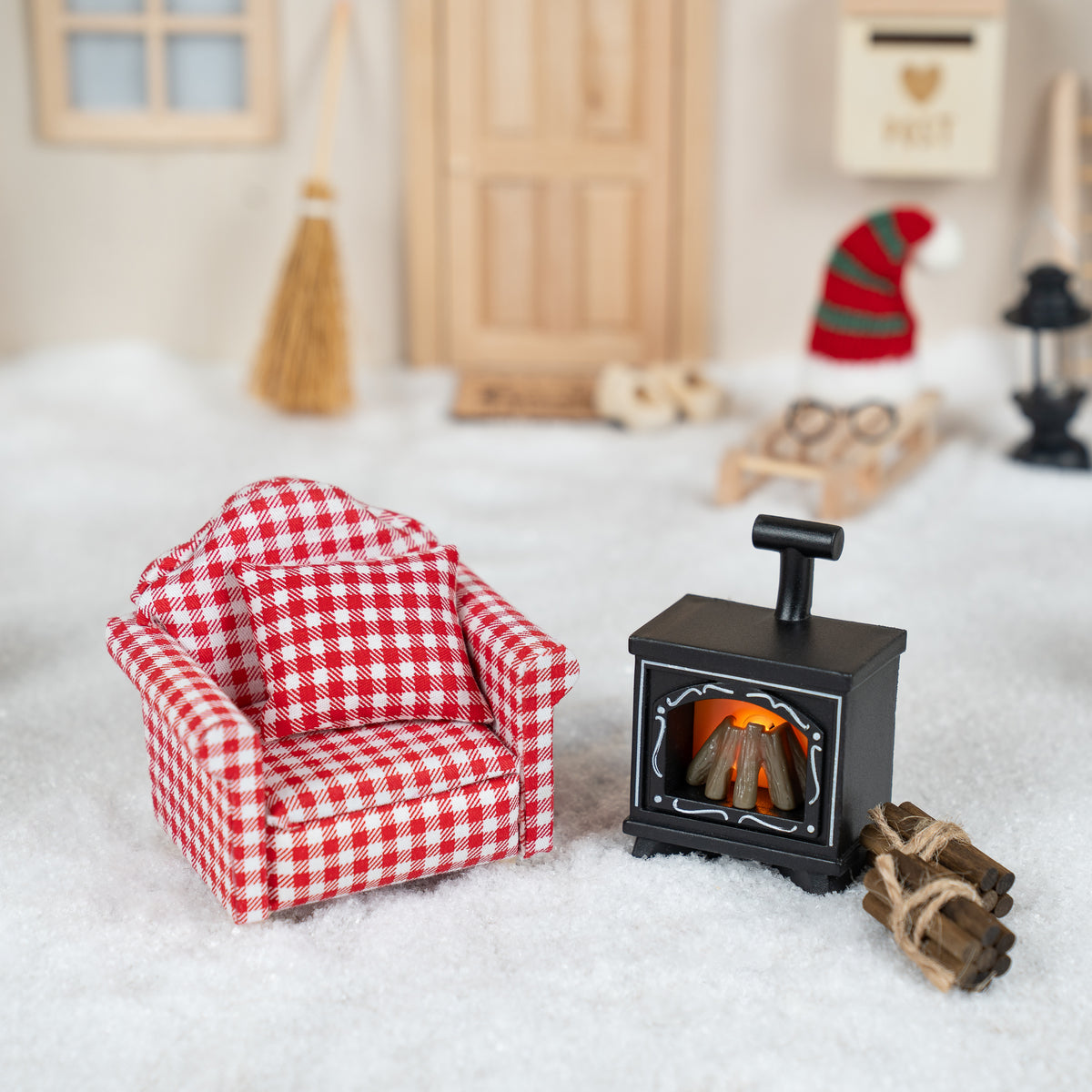Miniatur Kamin & Brennholz Wichteltür | Wichtelfreund
